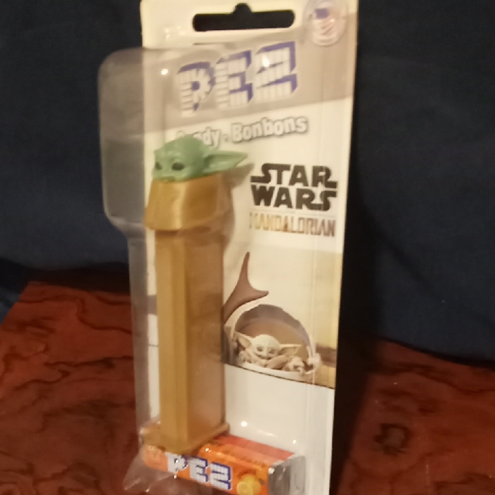 Star Wars Mandalorian PEZ Dispenser
